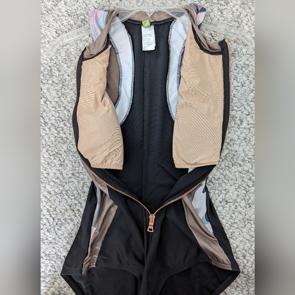 NWOT Next Womens (Medium) Front Zip Black & Metallic Racerback Bathing/Swim Suit - Picture 4 of 16